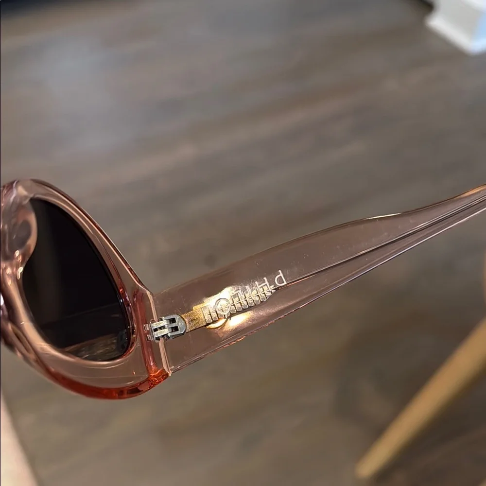 Philo Eyewear Chic Pink Sunglasses - Picture 5 of 5